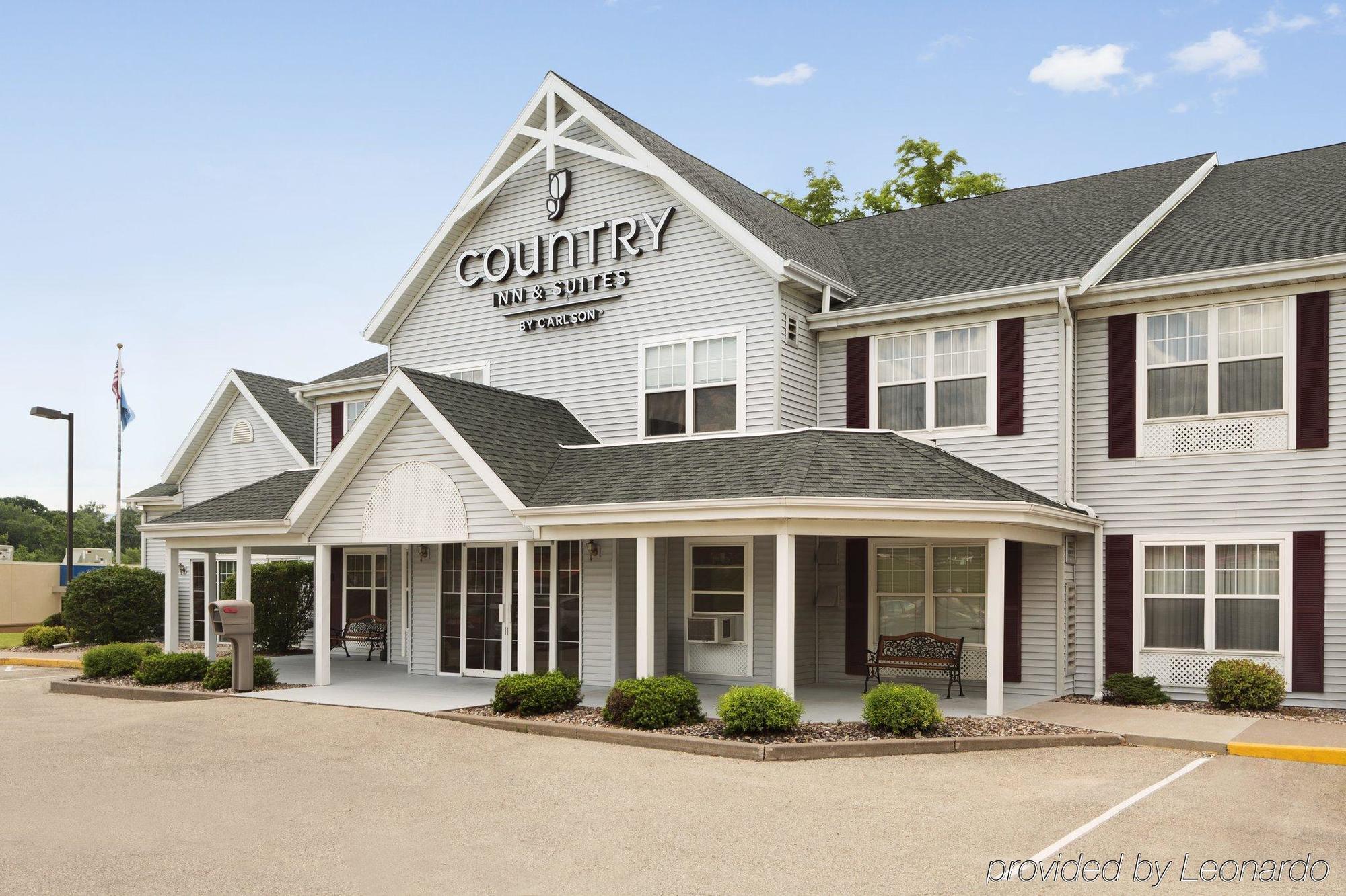 Country Inn & Suites By Radisson, Platteville, Wi Exterior photo